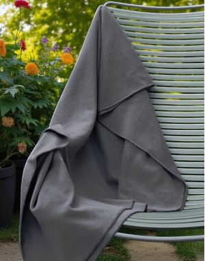 COUVERTURE EN POLAIRE RECYCLÉE