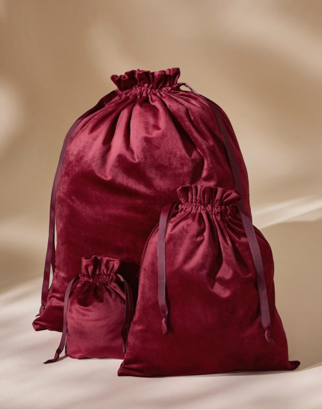 SAC-CADEAU EN VELOURSBG718Bag Base