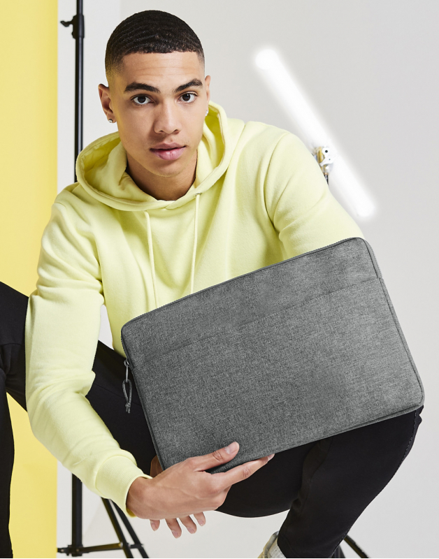 Essential 15" Laptop Case ok